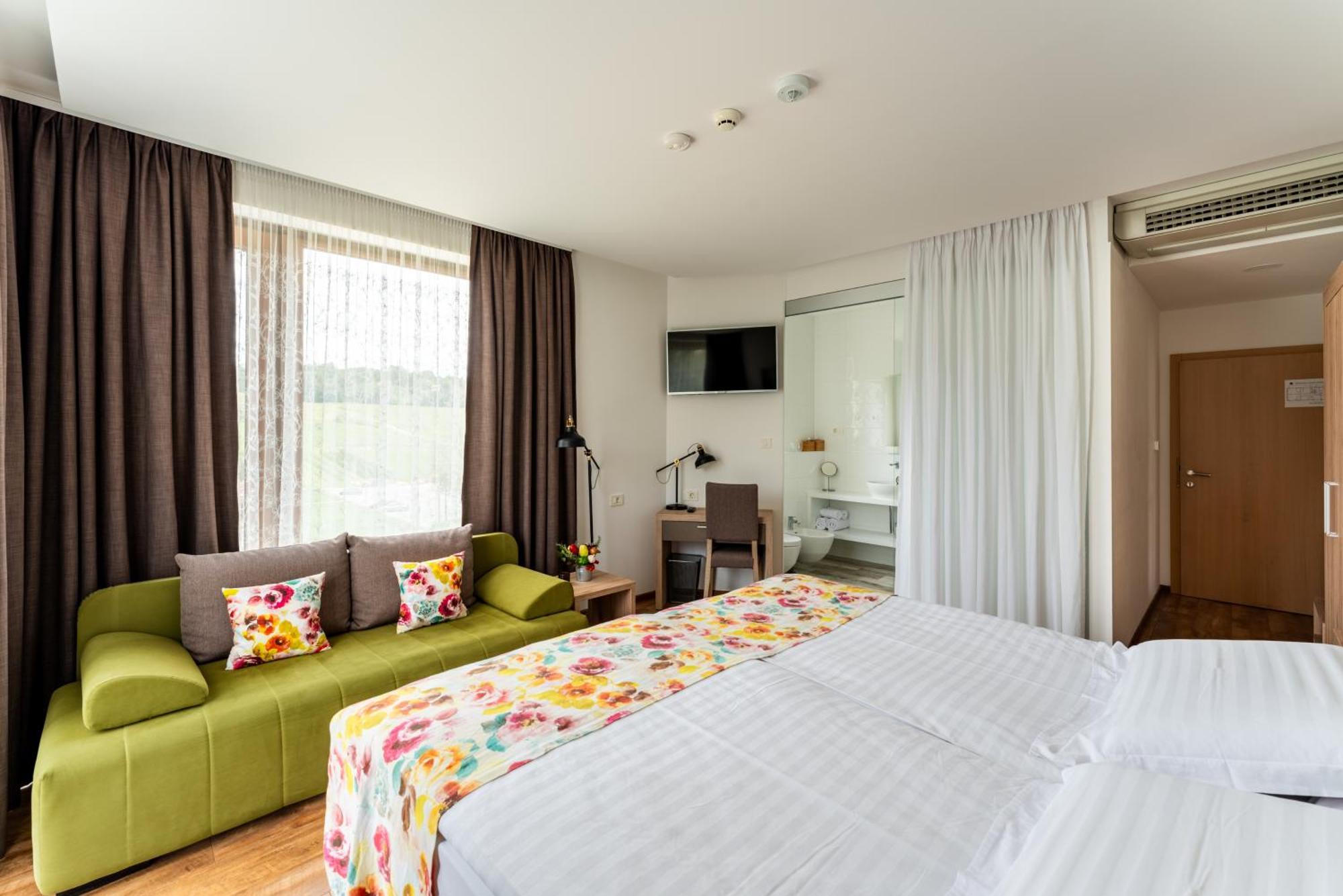 Bed&Breakfast Vinarija Coner Bjelovar Luaran gambar